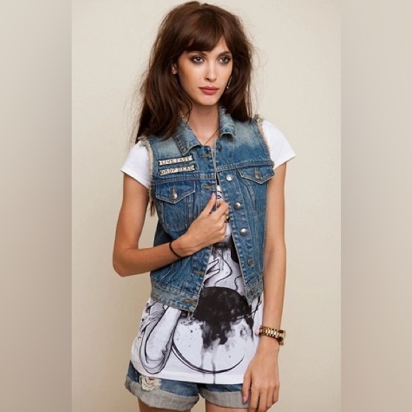 Drop Dead Women’s Denim Vest - Vintage Rare Find! - Picture 12 of 12